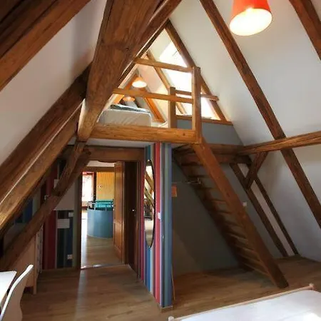 ヴィラ Swiss In The Danube Bend *