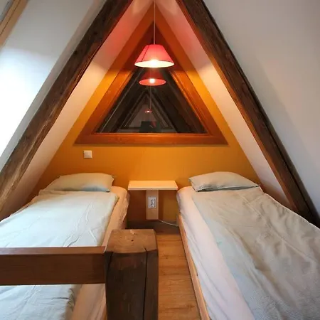 Swiss In The Danube Bend ナジュマロシュ