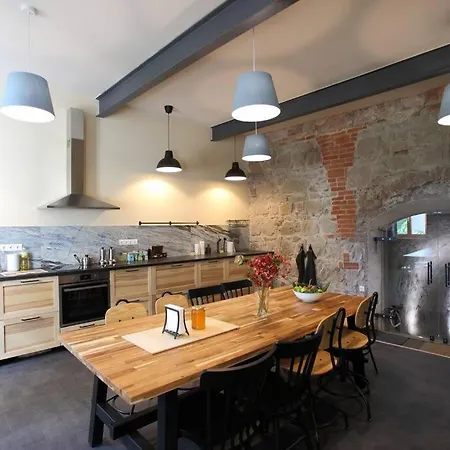 Swiss In The Danube Bend