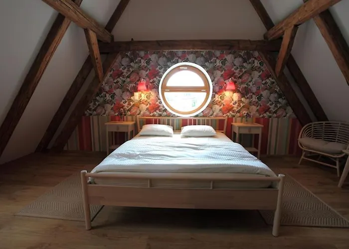 Swiss In The Danube Bend Вилла