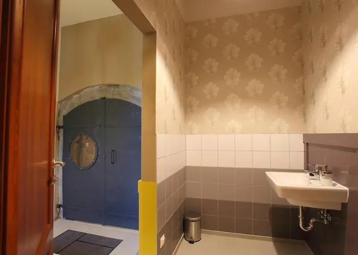 Вилла Swiss In The Danube Bend *