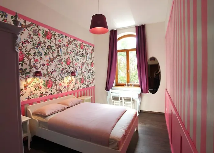 Swiss In The Danube Bend