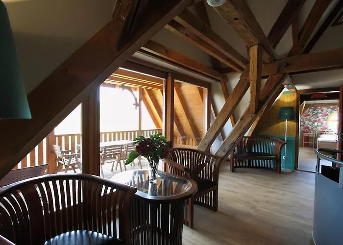 Vila Swiss In The Danube Bend *