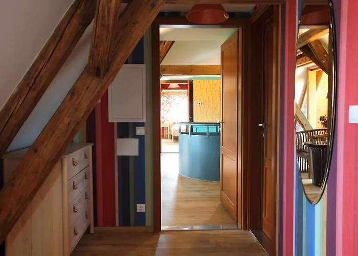 Вилла Swiss In The Danube Bend